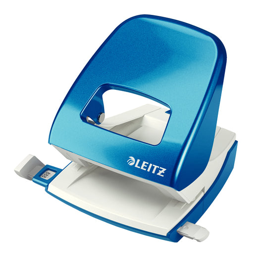 LEITZ - 50081236 - Perforatore 5008 New NeXXt WOW - passo 8 cm - max 30 fogli - 2 fori - blu metallizzato - Leitz